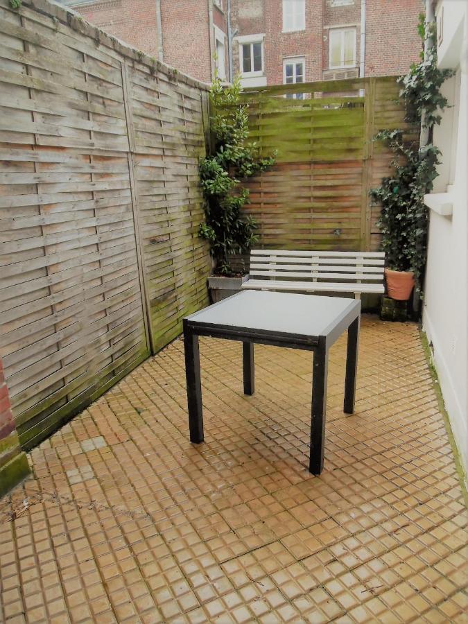 Appartement Avec Cour A 50M De La Plage Mers-les-Bains Luaran gambar